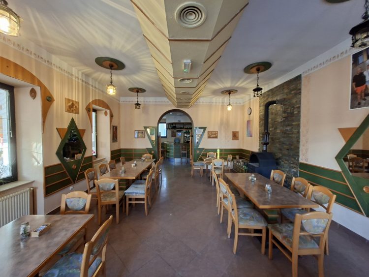 Poslovni prostor; gostinski obrat; Šmartno pri Slovenj Gradcu, 284,3 m2