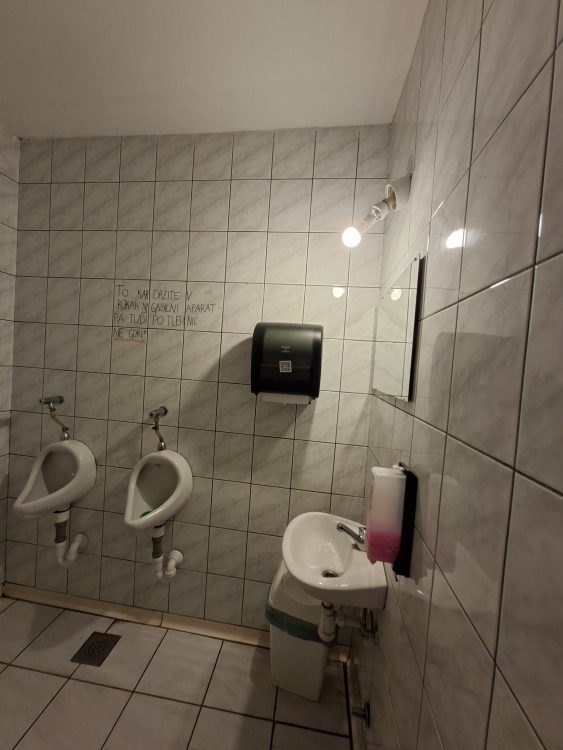 Poslovni prostor; gostinski obrat; Šmartno pri Slovenj Gradcu, 284,3 m2